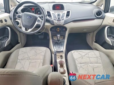 Zdjęcie 8 z 12 samochodu: 2013 FORD FIESTA SE VIN:3FADP4BJXDM223231 - miniatura