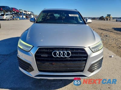 Piąte zdjęcie samochodu w środku: 2016 AUDI Q3 PRESTIGE VIN:WA1GFCFS0GR005531 - miniatura