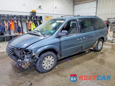 2005 CHRYSLER TOWN & COUNTRY LX 2C4GP44R75R300917 - główne zdjęcie licytacji z USA - miniatura