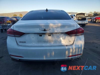 Zdjęcie 6 z 12 samochodu: 2015 HYUNDAI GENESIS 3.8L VIN:KMHGN4JE0FU084447 - miniatura