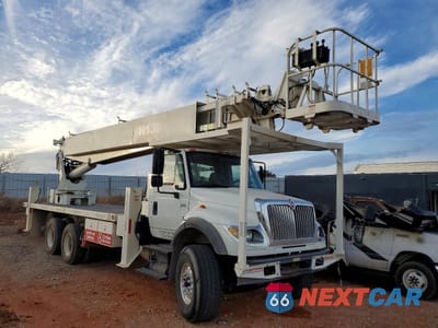 2004 INTERNATIONAL 7600 BUCKET TRUCK 1HTWYAHT54J021579 - główne zdjęcie licytacji z USA - miniatura