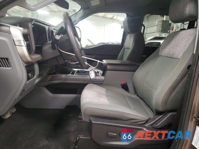 Zdjęcie 7 z 12 samochodu: 2023 FORD F250 SUPER DUTY VIN:1FT8W2BN8PEC25124 - miniatura