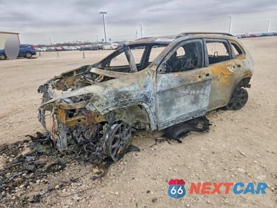 2017 JEEP CHEROKEE LATITUDE 1C4PJLCB9HD240632 - główne zdjęcie licytacji z USA - miniatura