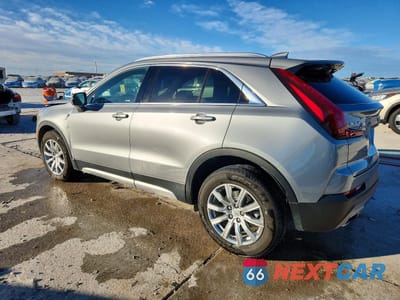 Drugie zdjęcie samochodu z przodu: 2023 CADILLAC XT4 PREMIUM LUXURY VIN:1GYFZCR43PF129908 - miniatura