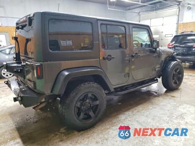 Trzecie zdjęcie samochodu z tyłu: 2016 JEEP WRANGLER UNLIMITED SPORT VIN:1C4BJWKG4GL293445 - miniatura