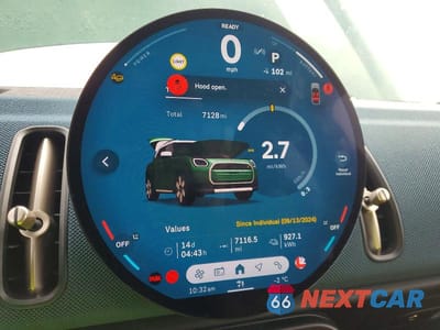 Zdjęcie 9 z 11 samochodu: 2025 MINI COUNTRYMAN SE ALL4 VIN:WMZ53GA02S7R47331 - miniatura