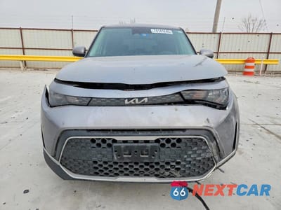 Piąte zdjęcie samochodu w środku: 2023 KIA SOUL LX VIN:KNDJ23AU0P7867529 - miniatura