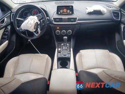 Zdjęcie 8 z 12 samochodu: 2018 MAZDA 3 GRAND TOURING VIN:3MZBN1M37JM230957 - miniatura