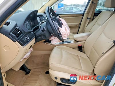 Zdjęcie 7 z 13 samochodu: 2013 BMW X3 XDRIVE35I VIN:5UXWX7C55DL981385 - miniatura