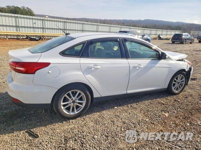 Trzecie zdjęcie samochodu z tyłu: 2015 FORD FOCUS SE VIN:1FADP3F24FL214817 - miniatura