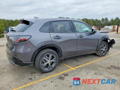 Trzecie zdjęcie samochodu z tyłu: 2025 HONDA HR-V EXL VIN:3CZRZ1H7XSM716466 - miniatura
