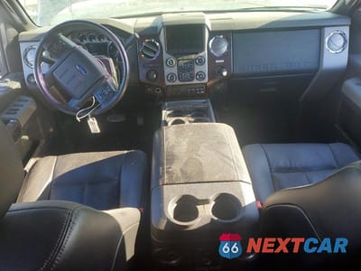 Zdjęcie 8 z 12 samochodu: 2016 FORD F350 SUPER DUTY VIN:1FT8W3BT3GEC49822 - miniatura