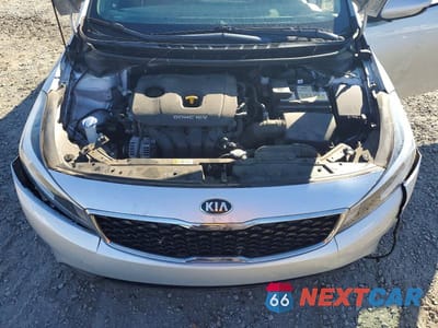 Zdjęcie 11 z 12 samochodu: 2018 KIA FORTE LX VIN:3KPFK4A71JE197504 - miniatura