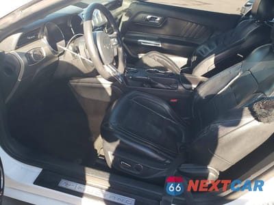 Zdjęcie 7 z 12 samochodu: 2015 FORD MUSTANG VIN:1FATP8UH2F5370245 - miniatura