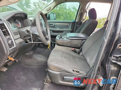 Zdjęcie 7 z 11 samochodu: 2019 RAM 1500 CLASSIC SLT VIN:1C6RR6GT1KS622749 - miniatura