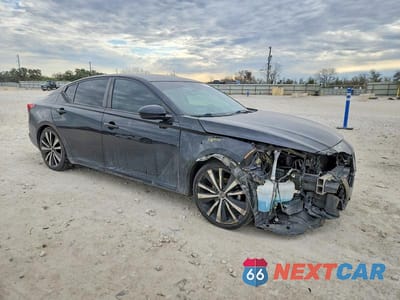 Czwarte zdjęcie samochodu z boku: 2022 NISSAN ALTIMA SR VIN:1N4BL4CV3NN354626 - miniatura