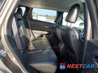 Zdjęcie 10 z 12 samochodu: 2019 JEEP CHEROKEE LIMITED VIN:1C4PJMDX0KD480451 - miniatura