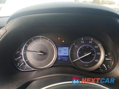 Zdjęcie 9 z 13 samochodu: 2017 INFINITI QX80 BASE VIN:JN8AZ2NE9H9160173 - miniatura