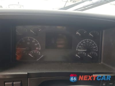 Zdjęcie 8 z 10 samochodu: 2020 VOLVO VNR VIN:4V4WC9EH1LN219288 - miniatura