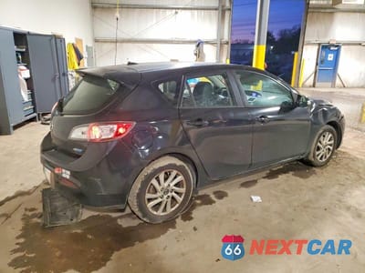 Trzecie zdjęcie samochodu z tyłu: 2013 MAZDA 3 I VIN:JM1BL1MP1D1816745 - miniatura