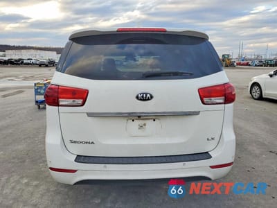 Zdjęcie 6 z 13 samochodu: 2016 KIA SEDONA LX VIN:KNDMB5C14G6173864 - miniatura