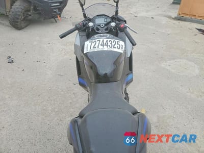 Zdjęcie 6 z 8 samochodu: 2025 KAWASAKI EX500 VIN:ML5EXGG15SDA63113 - miniatura