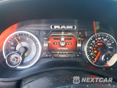 Zdjęcie 9 z 12 samochodu: 2019 RAM 3500 LARAMIE VIN:3C63RRJL6KG670397 - miniatura