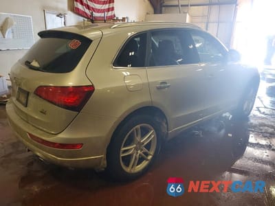 Trzecie zdjęcie samochodu z tyłu: 2015 AUDI Q5 TDI PREMIUM PLUS VIN:WA1CMAFP0FA091778 - miniatura