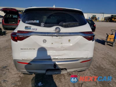 Zdjęcie 6 z 15 samochodu: 2021 BUICK ENCLAVE ESSENCE VIN:5GAERBKW9MJ221574 - miniatura