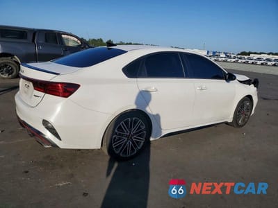 Trzecie zdjęcie samochodu z tyłu: 2024 KIA FORTE GT VIN:3KPF44AC2RE782580 - miniatura