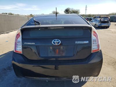 Zdjęcie 6 z 13 samochodu: 2014 TOYOTA PRIUS TWO VIN:JTDKN3DU3E1777587 - miniatura