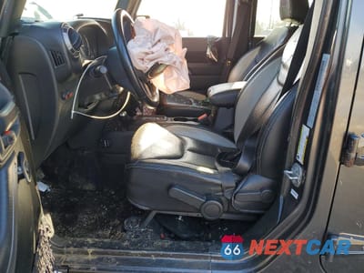 Zdjęcie 7 z 12 samochodu: 2017 JEEP WRANGLER UNLIMITED SPORT VIN:1C4BJWDG9HL705261 - miniatura