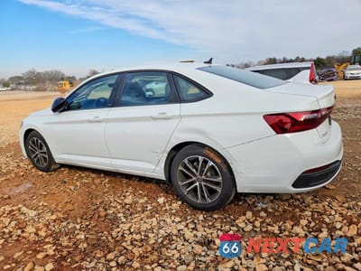 Drugie zdjęcie samochodu z przodu: 2025 VOLKSWAGEN JETTA SPORT VIN:3VWBX7BU9SM103198 - miniatura