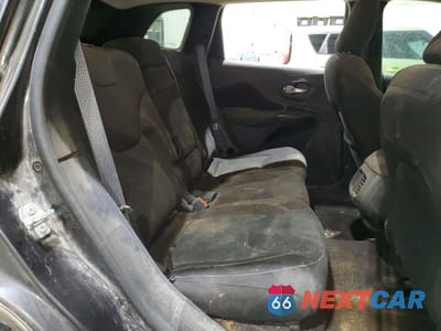 Zdjęcie 10 z 13 samochodu: 2016 JEEP CHEROKEE LATITUDE VIN:1C4PJMCB7GW289093 - miniatura
