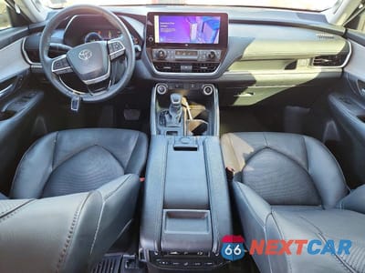 Zdjęcie 8 z 12 samochodu: 2024 TOYOTA GRAND HIGHLANDER HYBRID LIMITED VIN:5TDACAB54RS010292 - miniatura