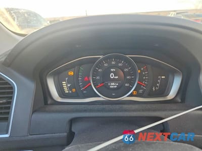 Zdjęcie 9 z 12 samochodu: 2017 VOLVO XC60 T5 DYNAMIC VIN:YV440MRR0H2070055 - miniatura