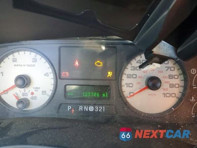 Zdjęcie 9 z 12 samochodu: 2005 FORD F250 SUPER DUTY VIN:1FTSW21PX5EC40469 - miniatura