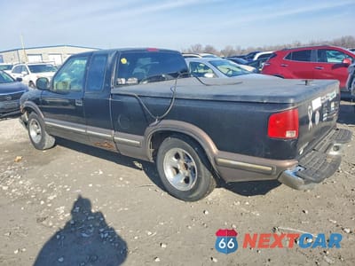 Drugie zdjęcie samochodu z przodu: 1998 CHEVROLET S TRUCK S10 VIN:1GCCS19X5W8112171 - miniatura