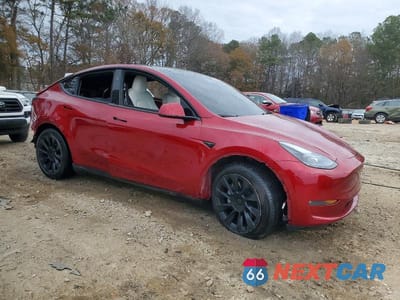 Czwarte zdjęcie samochodu z boku: 2024 TESLA MODEL Y VIN:7SAYGAEE3RF059666 - miniatura