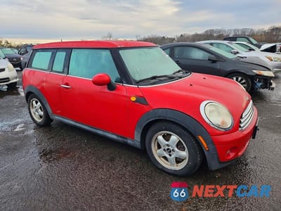Czwarte zdjęcie samochodu z boku: 2009 MINI COOPER CLUBMAN VIN:WMWML33589TN68653 - miniatura