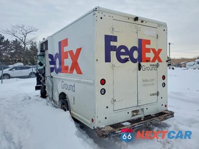 Drugie zdjęcie samochodu z przodu: 2019 FORD E450 DELIVERY TRUCK VIN:1FC3E4K66KDC43587 - miniatura