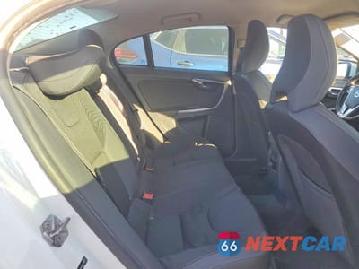 Zdjęcie 10 z 11 samochodu: 2014 VOLVO S60 T5 VIN:YV1612FS9E2294614 - miniatura