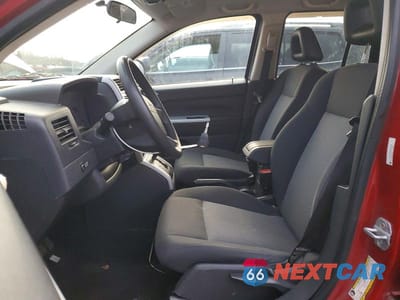 Zdjęcie 7 z 13 samochodu: 2008 JEEP COMPASS SPORT VIN:1J8FF47W68D552884 - miniatura