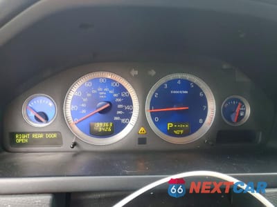 Zdjęcie 9 z 13 samochodu: 2010 VOLVO XC90 VIN:YV4982CT6A1556372 - miniatura