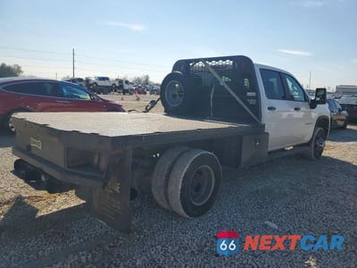 Trzecie zdjęcie samochodu z tyłu: 2022 CHEVROLET SILVERADO HD FLATBED TRUCK VIN:1GB4YSEY8NF298620 - miniatura