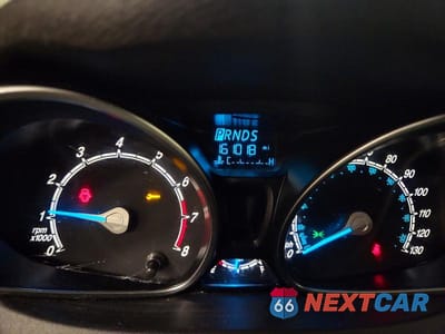Zdjęcie 9 z 13 samochodu: 2016 FORD FIESTA SE VIN:3FADP4BJ9GM128888 - miniatura