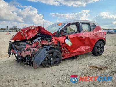 2019 VOLVO XC40 T5 MOMENTUM YV4162UK3K2146780 - główne zdjęcie licytacji z USA - miniatura