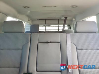 Zdjęcie 10 z 13 samochodu: 2016 CHEVROLET SUBURBAN K1500 LS VIN:1GNSKGECXGR380105 - miniatura