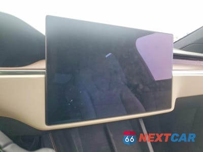 Zdjęcie 9 z 14 samochodu: 2022 TESLA MODEL X VIN:7SAXCDE5XNF336736 - miniatura