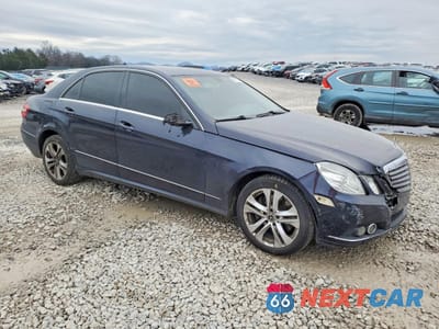 Czwarte zdjęcie samochodu z boku: 2011 MERCEDES-BENZ E 350 4MATIC VIN:WDDHF8HBXBA352611 - miniatura